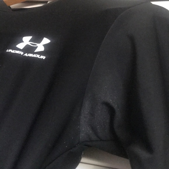 Black Under Armour Long-sleeve Active T - Picture 2 of 7